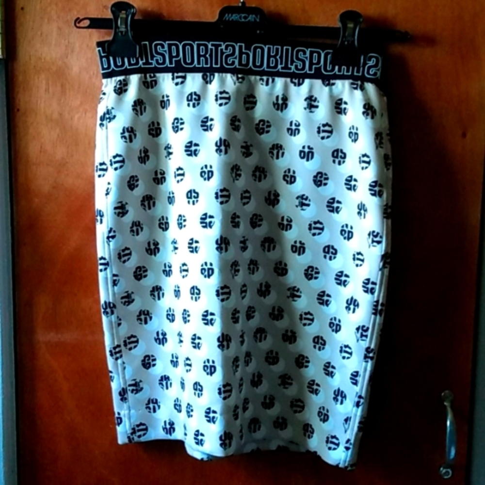 MARC CAIN WOMENS SPORT SKIRT